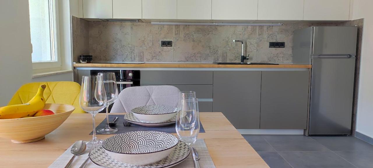 Apartment Denis Krk Town Extérieur photo